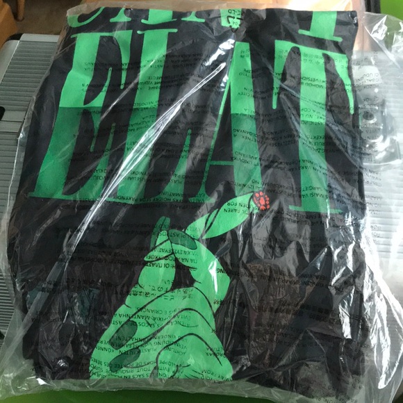 Jeffree Star Can’t Relate Green/Black Hoodie - Picture 4 of 6